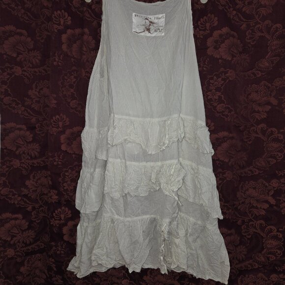 Magnolia Pearl High Low Ivory Cotton Ruffled Top - Picture 5 of 9